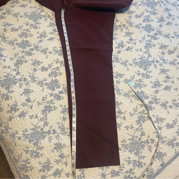 Ann Taylor Factory Burgundy Modern Fit Mid-Rise Straight Leg Dress Pant Size 10 - Picture 6 of 7